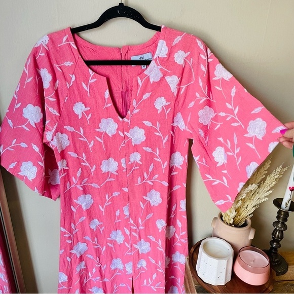 Never a Wallflower Embroidered Floral Maxi Dress - Picture 4 of 5